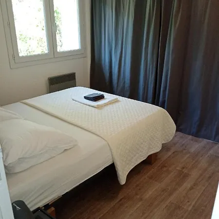 Chalet Agreable, A Proximite Du Centre Historique, Golf Academy